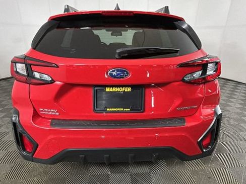 Used 2024 Subaru Crosstrek 2.0i Premium AWD/4WD image 4