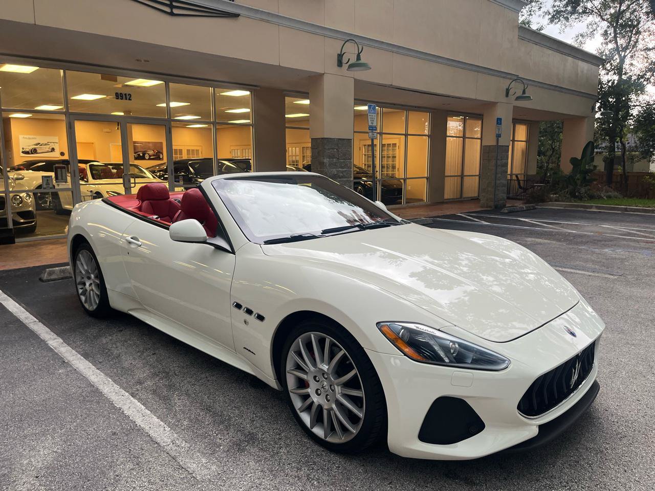 Used 2018 Maserati GranTurismo Sport RWD image 1