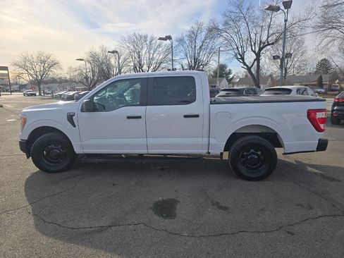 Used 2022 Ford F150 XL w/ Trailer Tow Package image 3