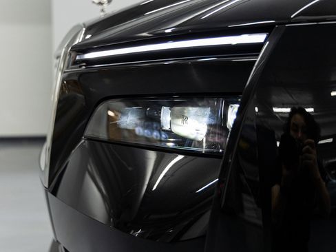New 2026 Rolls-Royce Spectre image 13