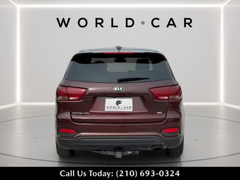 Used 2020 Kia Sorento LX FWD image 6