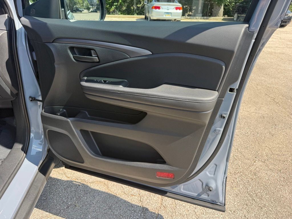 Used 2023 Honda Passport EX-L image 46