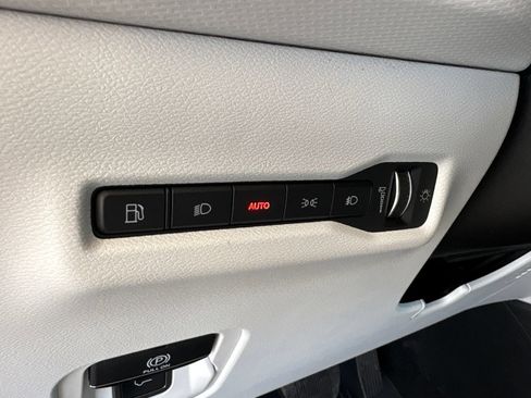 New 2026 Jeep Cherokee Overland AWD/4WD image 15