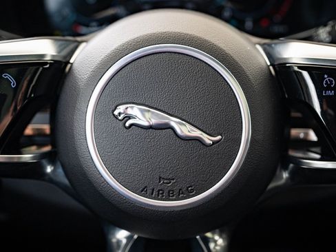 Used 2025 Jaguar F-PACE R-Dynamic S image 27