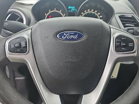 Used 2017 Ford Fiesta SE w/ Equipment Group 201A image 7