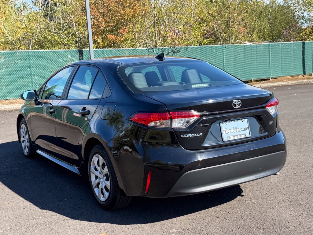 Used 2024 Toyota Corolla LE FWD image 6
