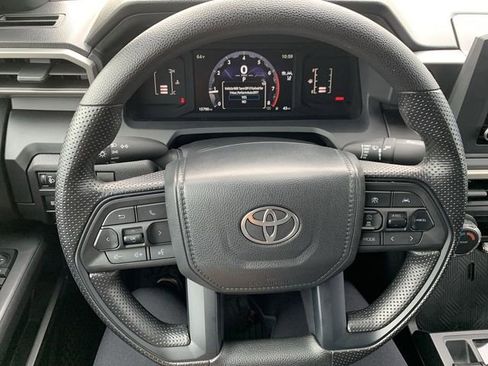 Used 2024 Toyota Tacoma SR image 19