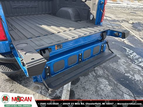 Used 2022 Chevrolet Silverado 1500 ZR2 w/ Technology Package image 40