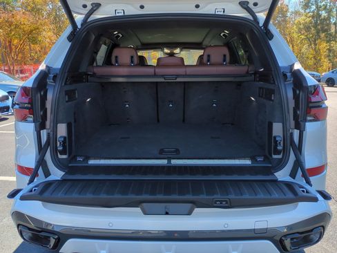 New 2026 BMW X5 xDrive50e w/ M Sport Package image 32