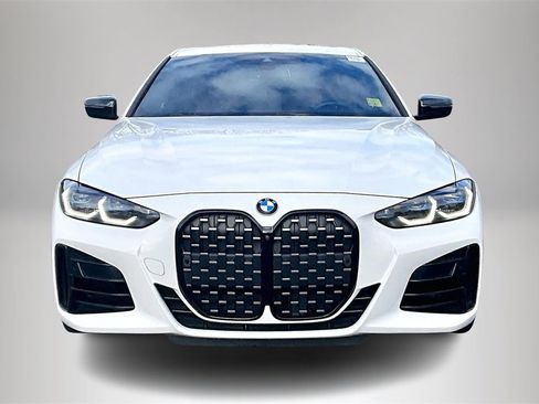 Used 2024 BMW M440i Coupe w/ Premium Package image 4