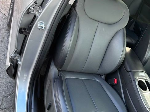 Used 2023 Hyundai Santa Fe SEL w/ Premium Package AWD/4WD image 18