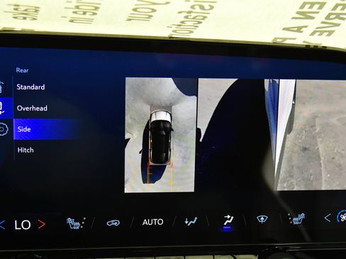 Used 2024 Chevrolet Blazer EV LT AWD/4WD image 21