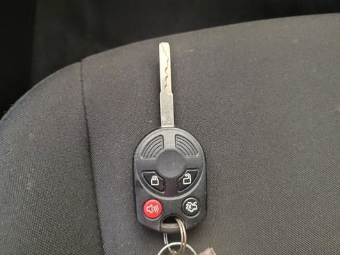 Used 2016 Ford Focus S FWD image 32