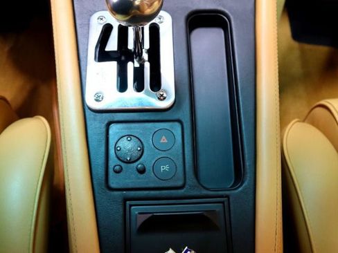 Used 1999 Ferrari 550 Maranello Coupe RWD image 32