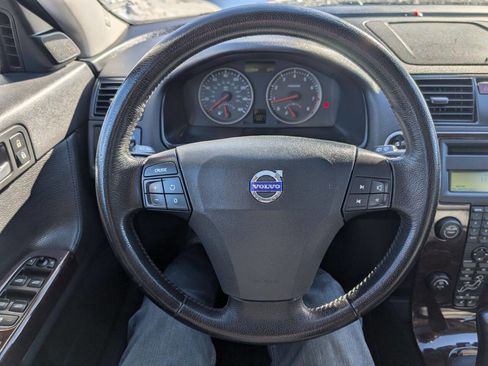 Used 2005 Volvo V50 T5 image 18