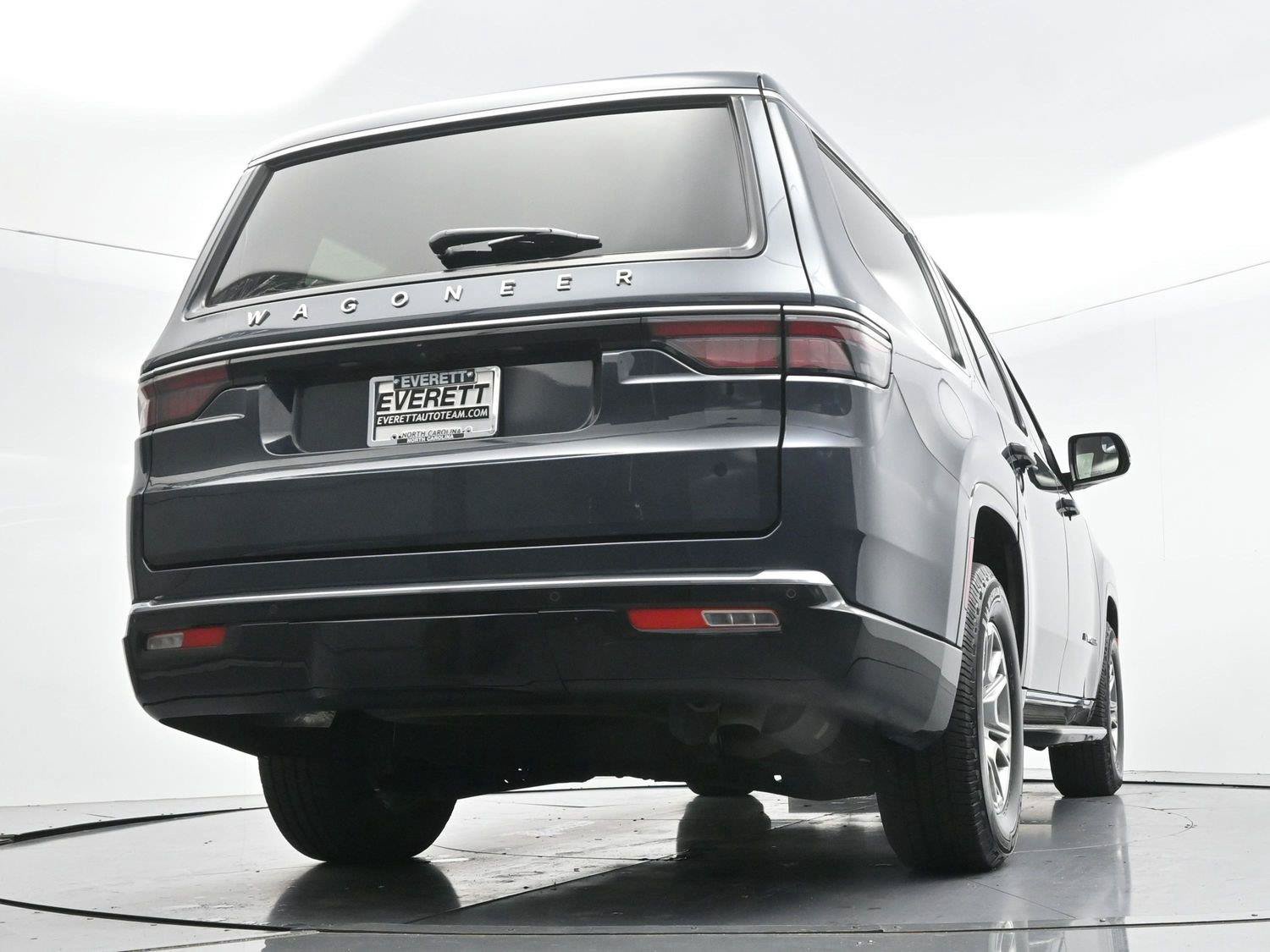 Used 2024 Jeep Wagoneer 4WD image 58
