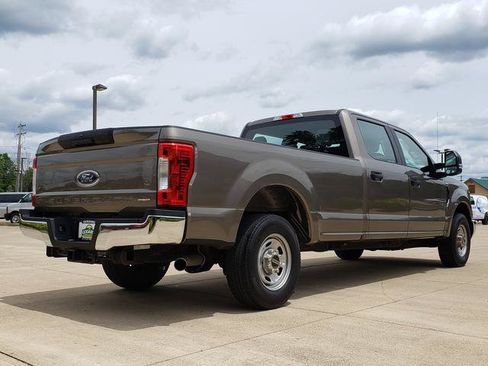 Used 2019 Ford F250 XL w/ Power Equipment Group RWD image 6