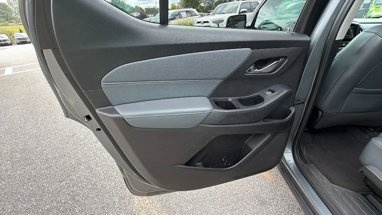 Used 2019 Chevrolet Traverse LT w/ LT Premium Package FWD image 25