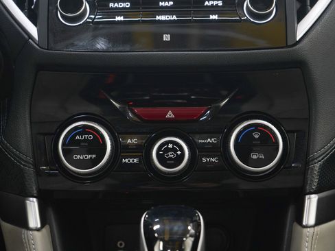 Used 2022 Subaru Forester Limited image 15