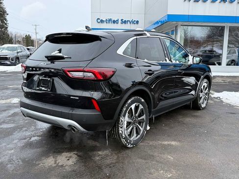 Used 2025 Ford Escape Platinum image 5