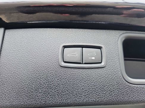 Used 2022 Porsche Macan S image 36