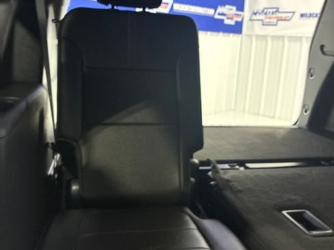 Used 2022 Chevrolet Traverse RS w/ LPO, Floor Liner Package FWD image 44
