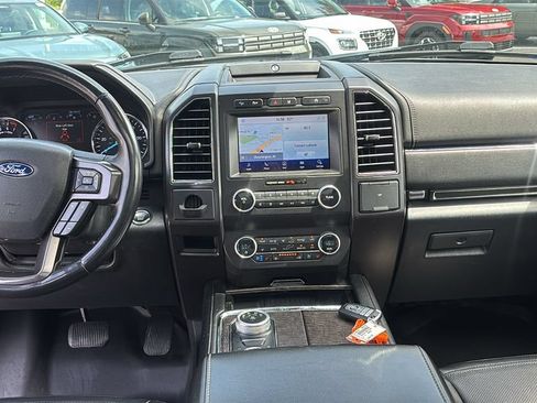 Used 2021 Ford Expedition Limited AWD/4WD image 12