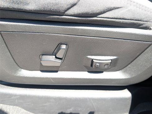 Used 2023 RAM 2500 Big Horn w/ Level 1 Equipment Group AWD/4WD image 20