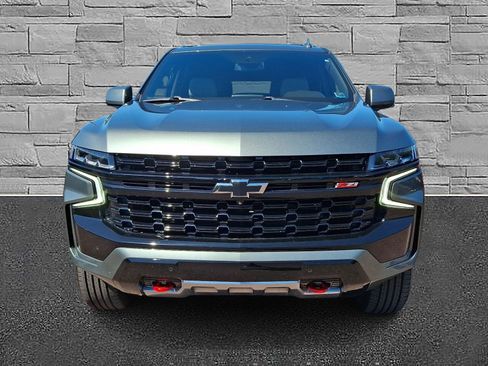 Used 2024 Chevrolet Suburban Z71 w/ Off-Road Capability Package AWD/4WD image 3