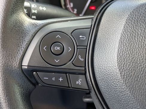 Used 2023 Toyota RAV4 LE image 21