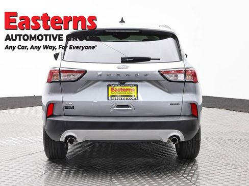 Used 2021 Ford Escape SE w/ Convenience Package AWD/4WD image 5