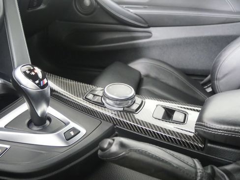 Used 2016 BMW M4 Convertible RWD image 26