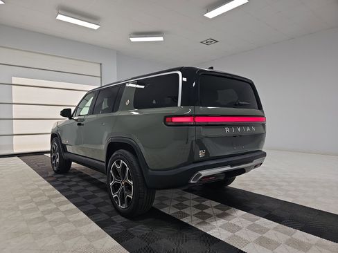 Used 2022 Rivian R1S Launch Edition image 3
