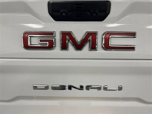 Certified 2023 GMC Sierra 2500 Denali w/ Denali Ultimate Package image 31