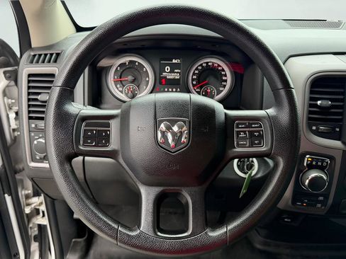 Used 2017 RAM 1500 ST w/ SXT Appearance Group image 33