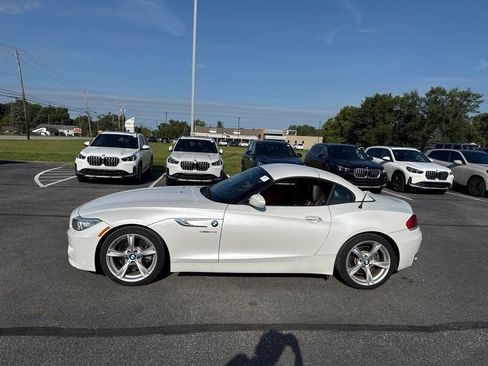 Used 2015 BMW Z4 sDrive28i RWD image 4