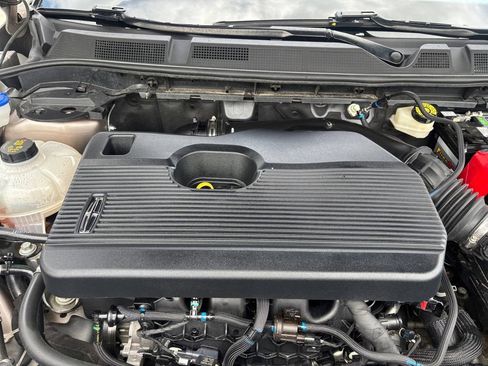 Used 2020 Lincoln Corsair FWD w/ Equipment Group 101A image 18