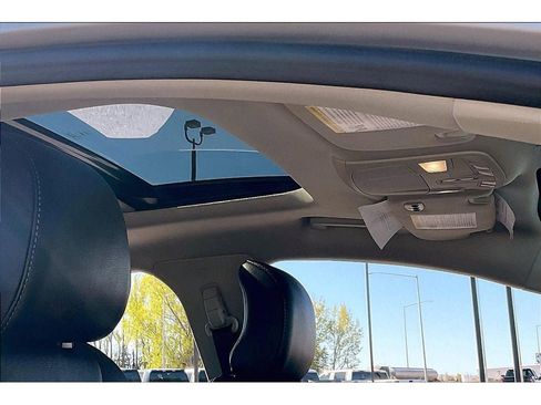 Used 2017 Ford Fusion Titanium FWD image 24