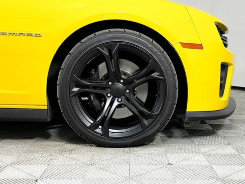 Used 2015 Chevrolet Camaro ZL1 image 11