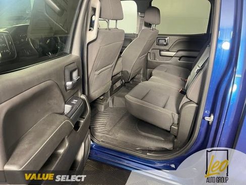 Used 2018 Chevrolet Silverado 1500 LT w/ All Star Edition AWD/4WD image 7