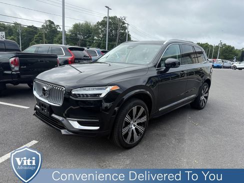 Certified 2023 Volvo XC90 T8 Plus w/ Protection Package Premier image 4