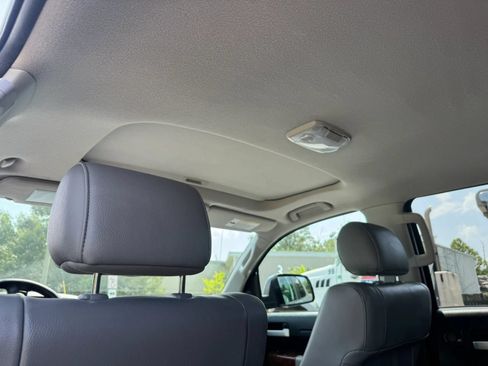 Used 2011 Toyota Tundra Limited AWD/4WD image 18