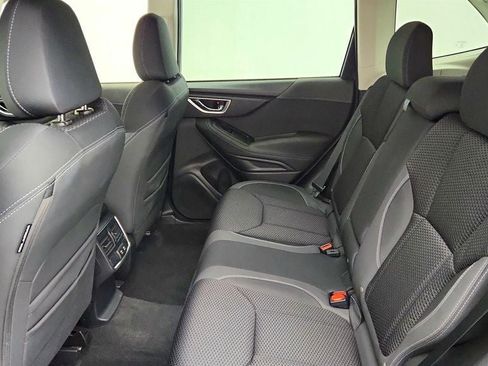 Used 2022 Subaru Forester Premium AWD/4WD image 21