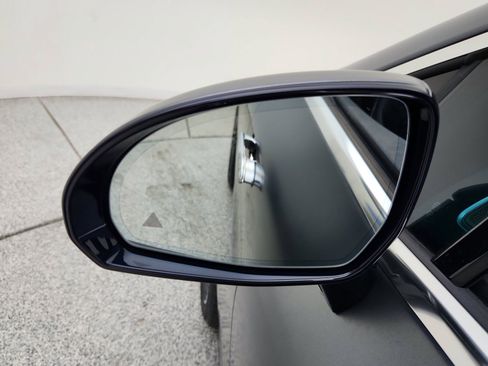 Used 2022 Mercedes-Benz EQS 450+ Sedan image 23