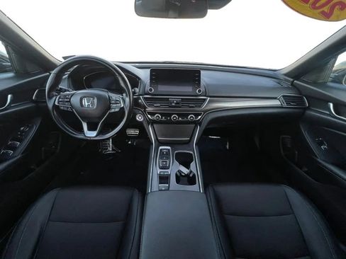 Used 2020 Honda Accord Sport image 10