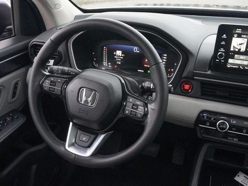 Used 2023 Honda Pilot Elite image 31