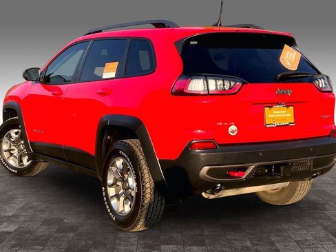 Certified 2019 Jeep Cherokee Trailhawk w/ Comfort/Convenience Group image 11