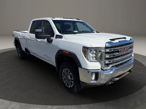Used 2023 GMC Sierra 3500 SLE w/ SLE Convenience Package image 3
