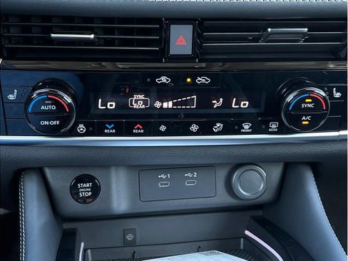 New 2026 Nissan Rogue Platinum w/ Platinum Premium Package image 15