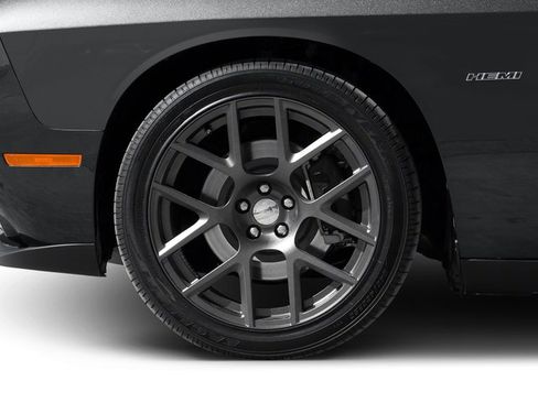 Certified 2017 Dodge Challenger R/T w/ Blacktop Package image 11